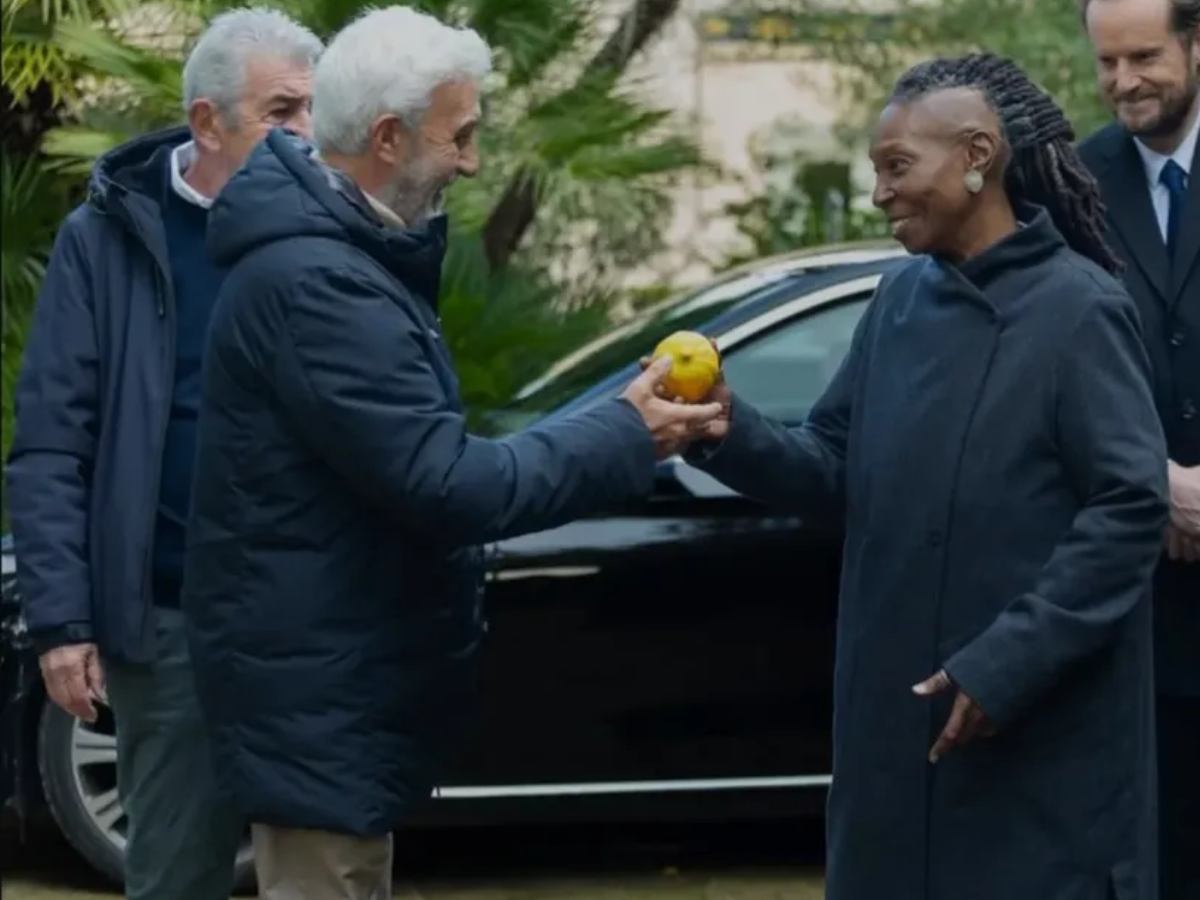 raffaele giordano e eleanor price in un posto al sole