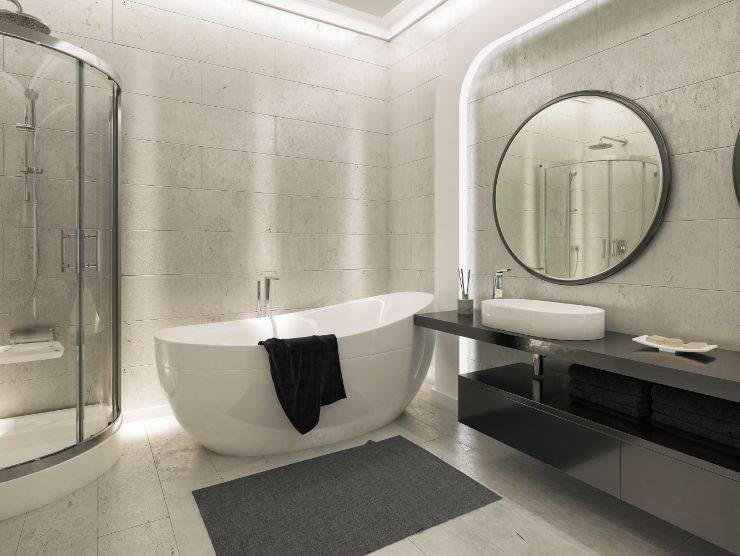ampio bagno moderno