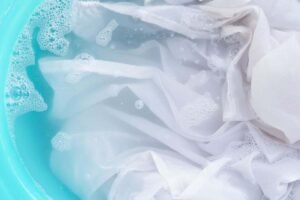 capo bianco in ammollo in una bacinella